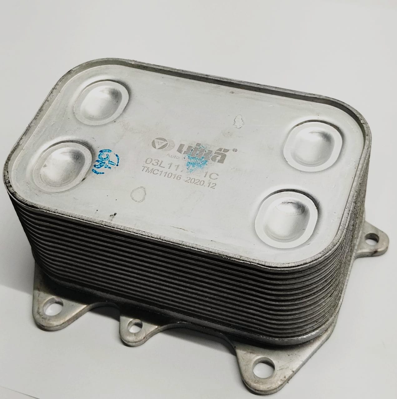 ENFRIADOR ACEITE MOTOR PARA VOLKSWAGEN AMAROK A5 A6 A7 1.6 2.0 TDI GOLF JETTA PASSAT B7 B6 CC BEETLE AUDI A4 B8 03L117021C 1 ENFRIADOR ACEITE MOTOR PARA VOLKSWAGEN
AMAROK A5 A6 A7 1.6 2.0 TDI GOLF JETTA PASSAT B7 B6 CC BEETLE AUDI A4 B8
03L117021C