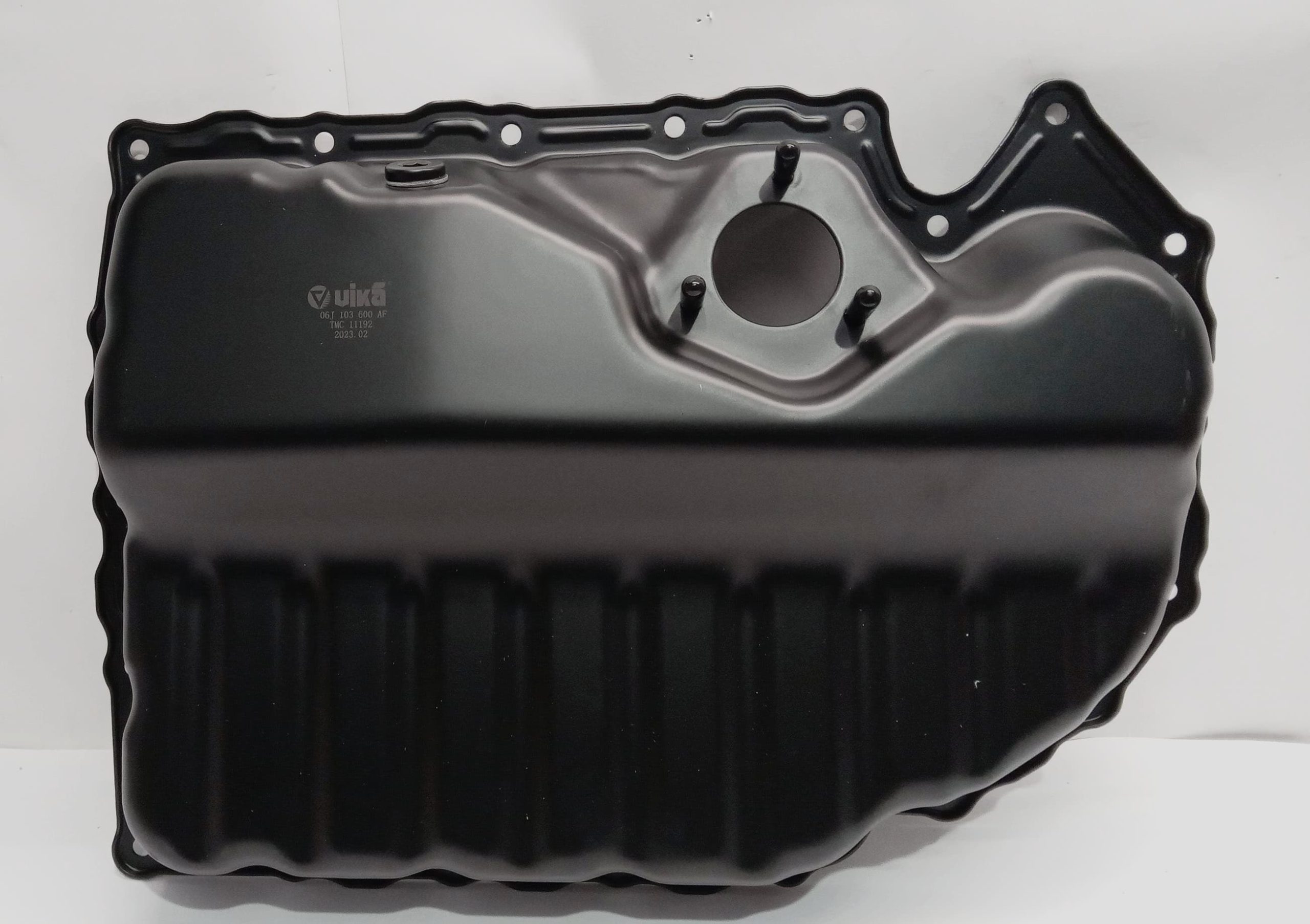 ACEITERA PARA VOLKSWAGEN (2005-2009) 06J103600E 1 ACEITERA PARA VOLKSWAGEN (2005-2009)
06J103600E