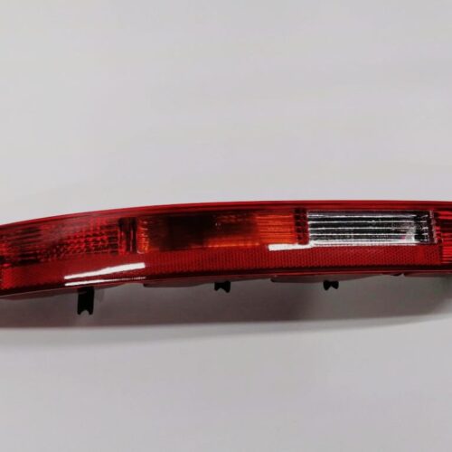 REFLECTOR L BOMPER TRASERO
  AUDI Q5 2008 2.0D 2.0D 3.0L 3.2L 8R0945095